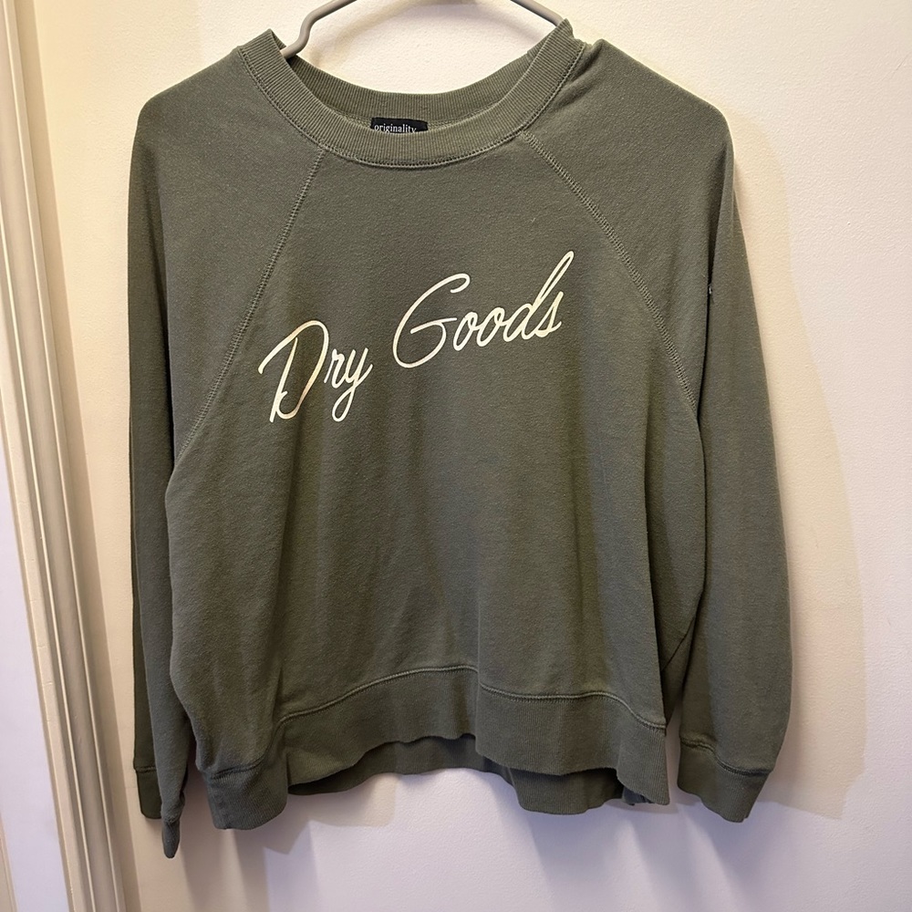 Sweatshirt